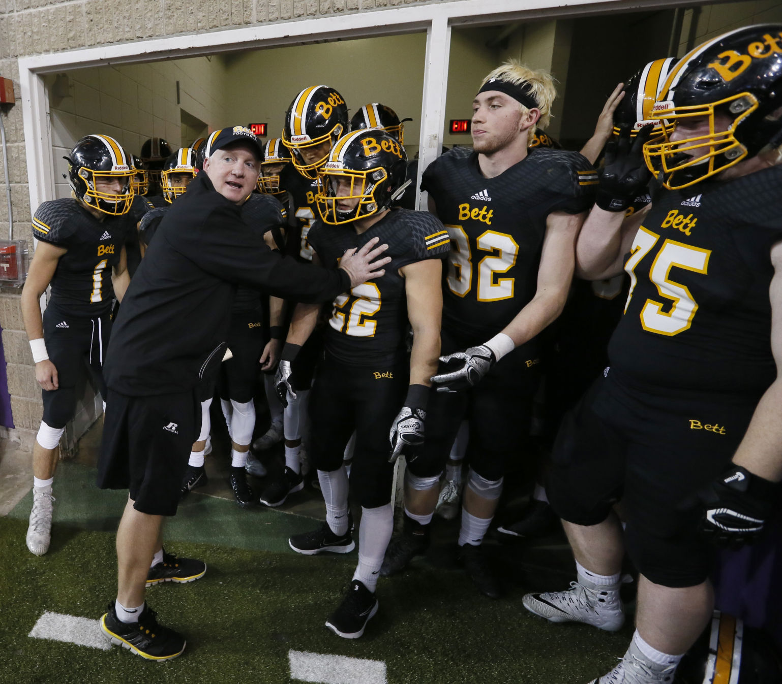 111017mp-4a-Bettendorf-4
